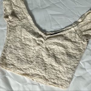 Forever 21 CreamLaced Crop Top Size S.